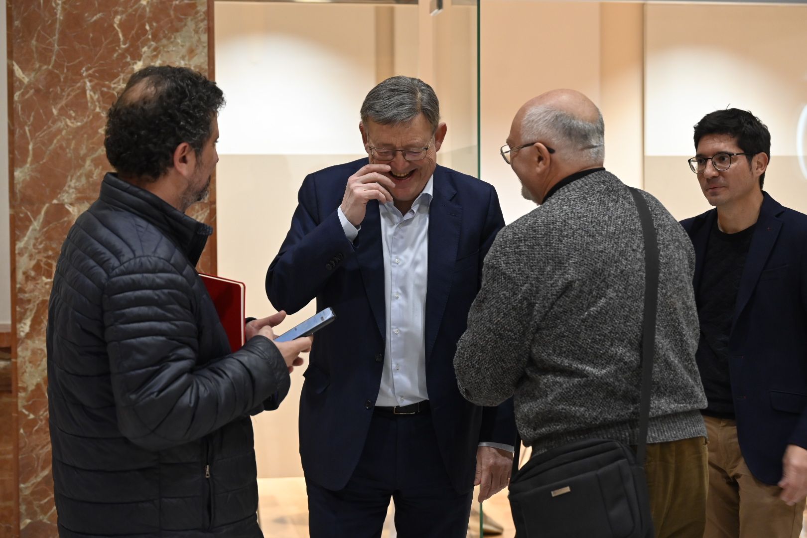 Ximo Puig presenta su nuevo libro en Castelló