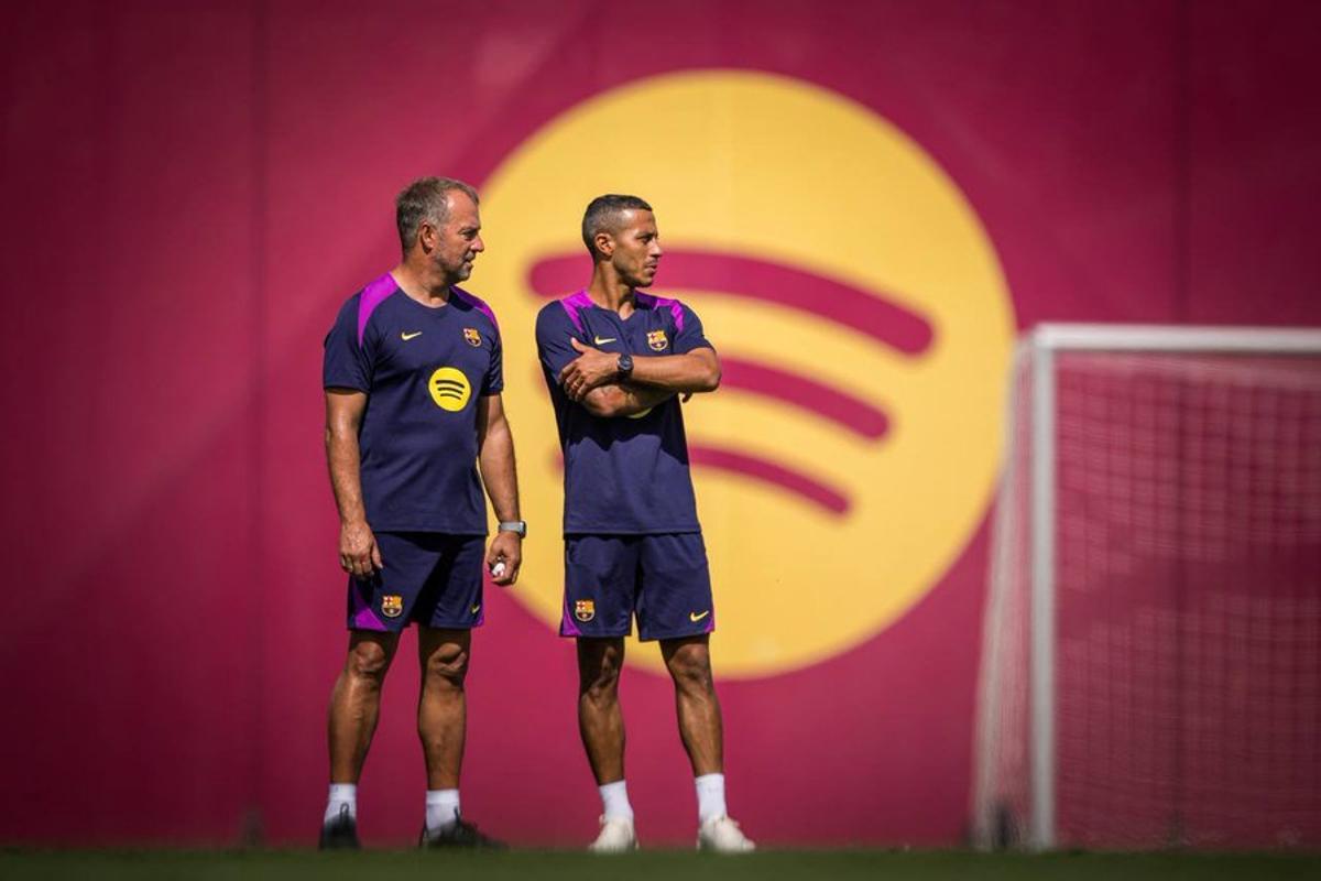 Flick y Thiago, en el entrenamiento de este jueves en Sant Joan Despí.