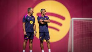 Flick y Thiago, en el entrenamiento de este jueves en Sant Joan Despí.