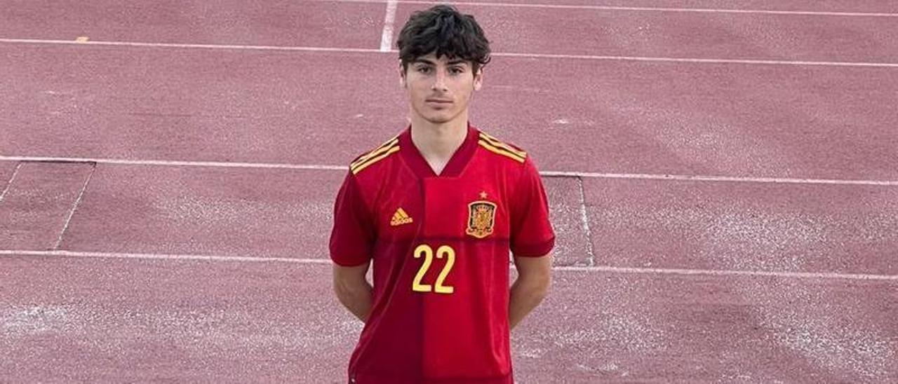 Rodrigo Mendoza con la selección española