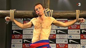 Sandro Rosell (Bruno Oro) es va autocrucificar a ’Crackòvia’ (TV-3).