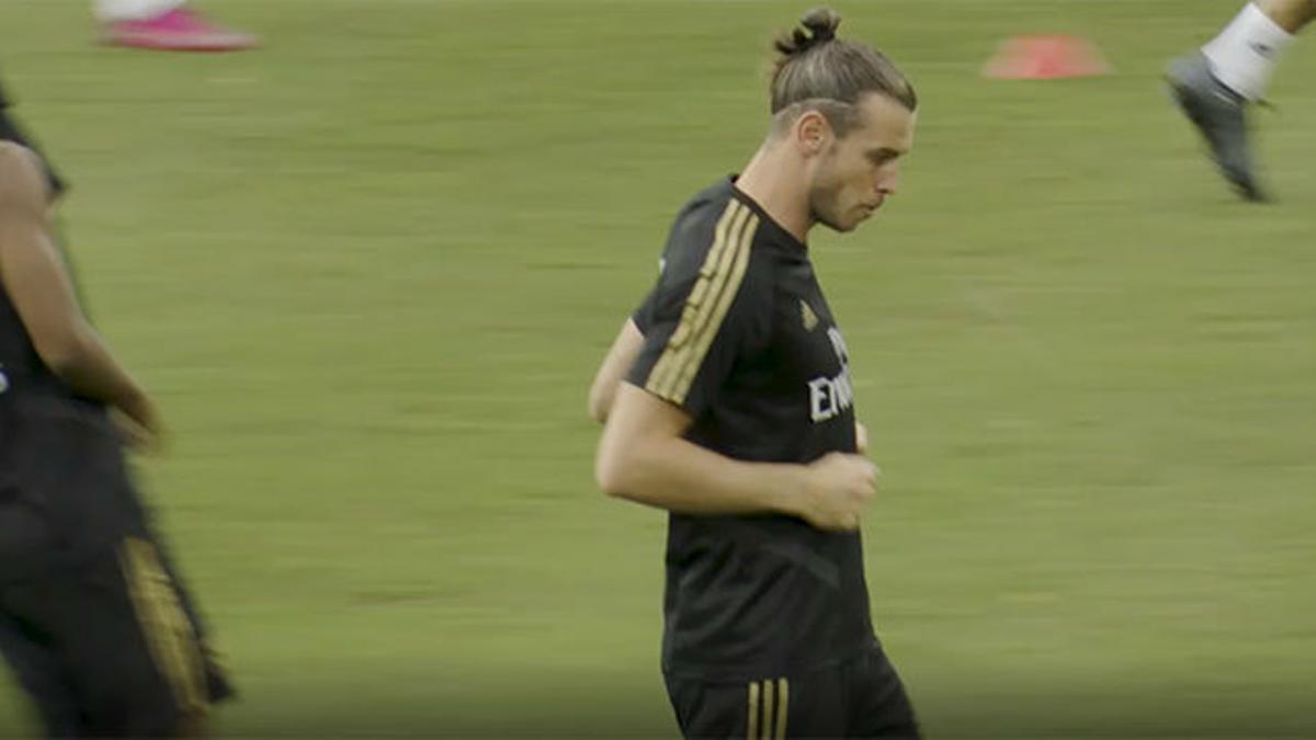 Bale entrenó con normalidad a la espera de solucionar su futuro