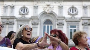 zentauroepp48737159 madrid 21 06 2019   politica concentracion esta tarde frente190621201539