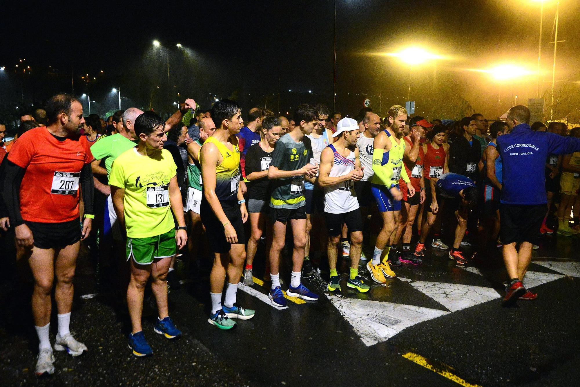 La XXVI Carreira San Martiño de Bueu, contra la lluvia y el viento