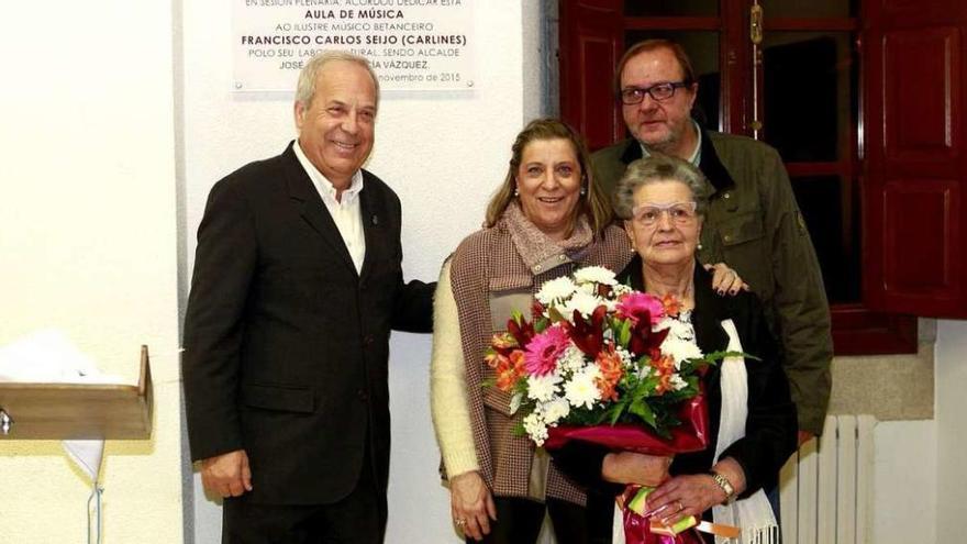 Betanzos rinde homenaje a los músicos Carlos Seijo y Antonio Cal