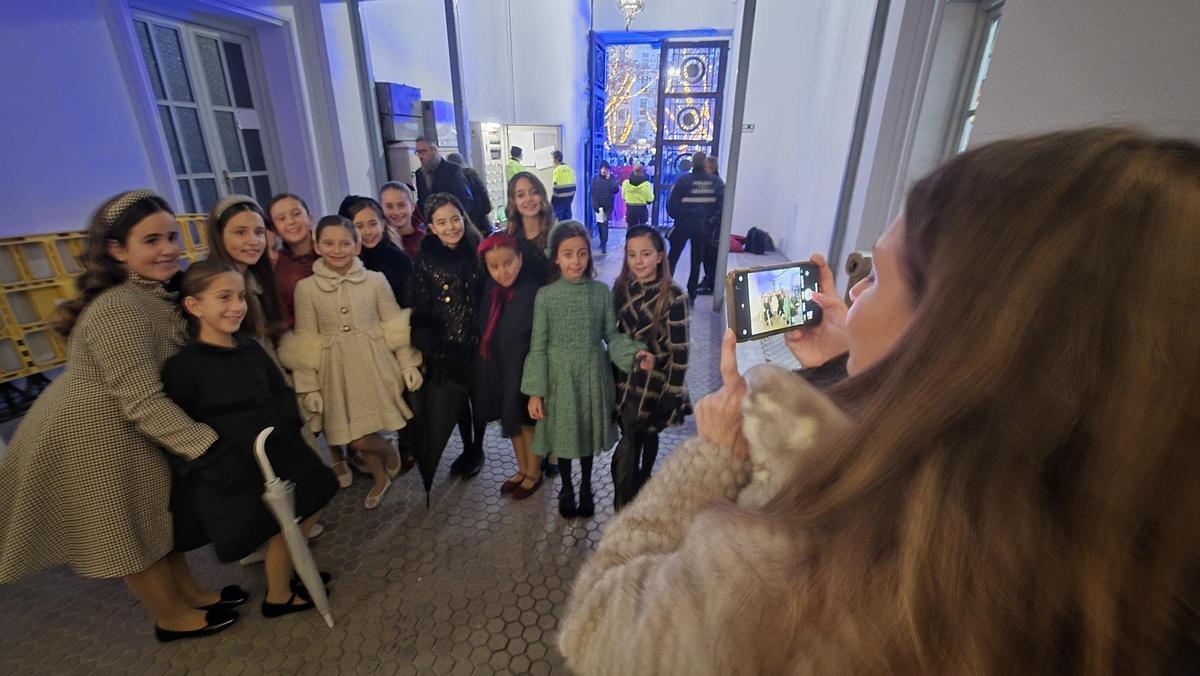 El "retro" de las Falleras 2026 en la Cabalgata de Reyes