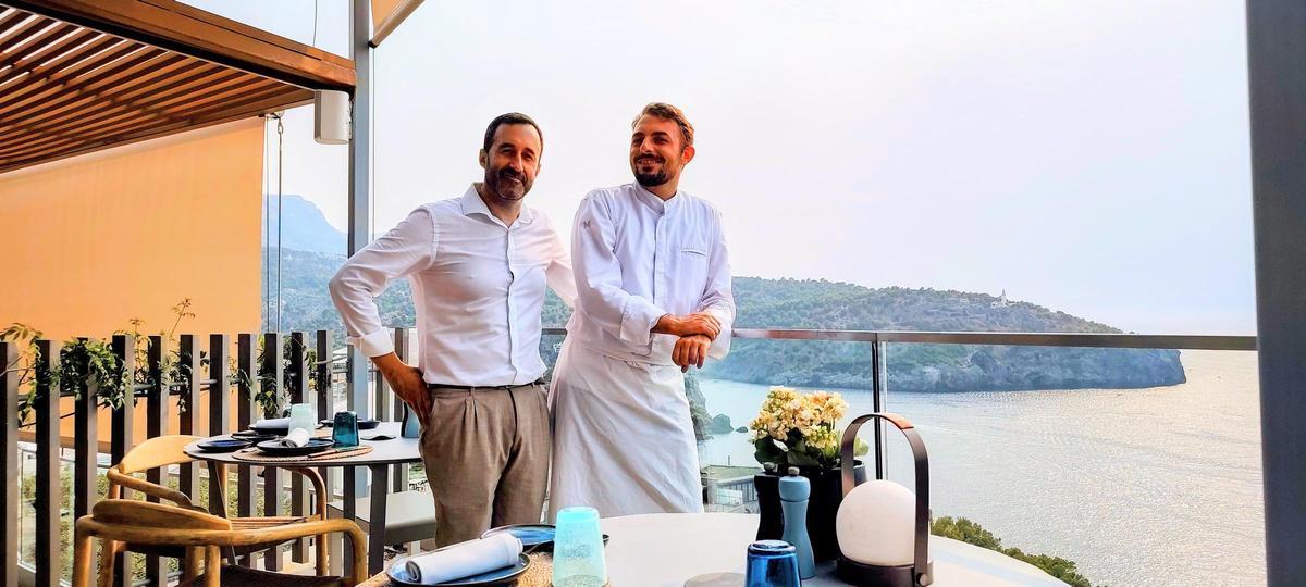 Rubén Jiménez y Antonio Sena en la espectacular terraza de Cap Roig
