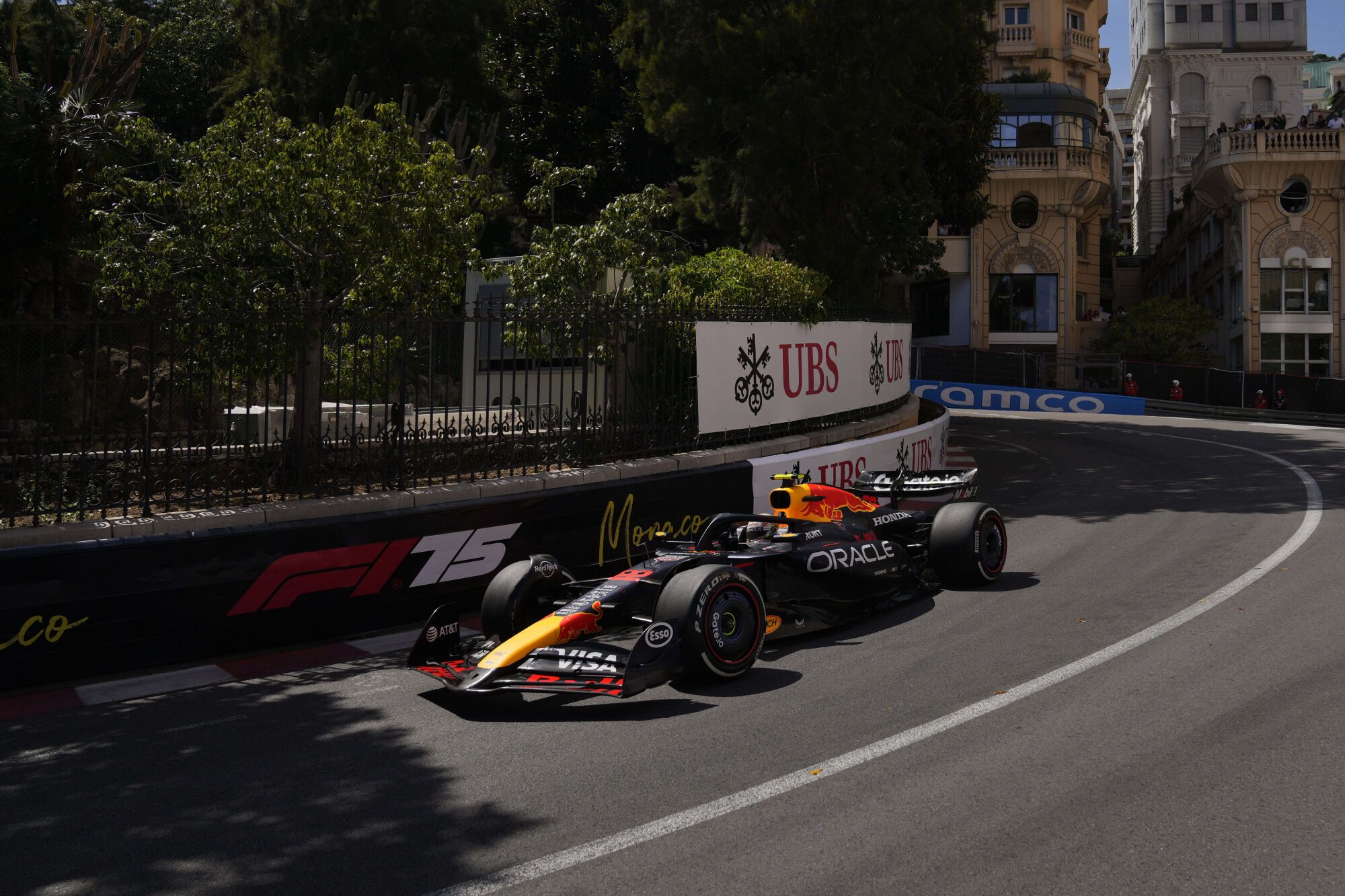 Red Bull driver Yuki Tsunoda of Japan steers his car during the Formula One Monaco Grand Prix race at the Monaco racetrack in Monaco, Sunday, May 25, 2025. (AP Photo/Manu Fernandez) Associated Press/LaPresse. EDITORIAL USE ONLY/ONLY ITALY AND SPAIN