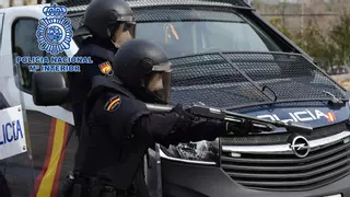 Solidaridad en La Palma: El CD Mensajero ofrece las comidas a los policías nacionales ante la falta de dietas de Interior