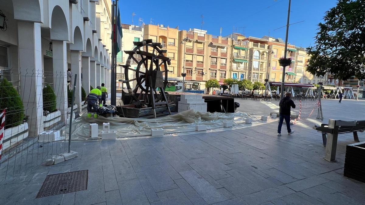 Preparativos navideños en Lucena.