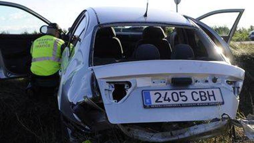 La Guardia Civil identifica a los fugados del accidente en Nules