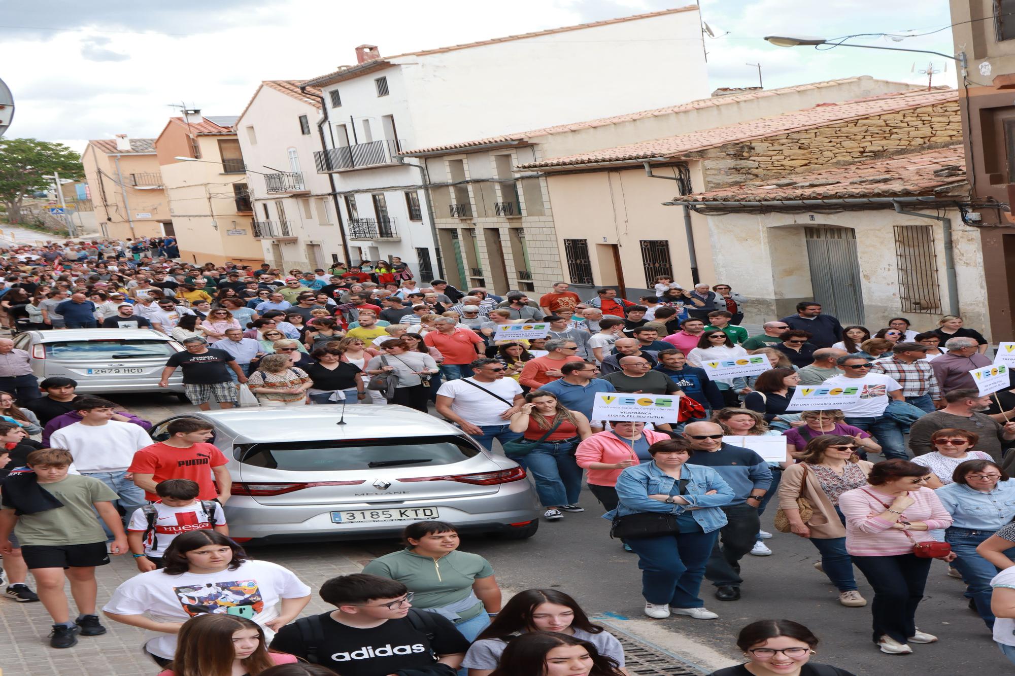 Galería de fotos: 2.000 personas claman por una solución ante el inminente cierre de Marie Claire