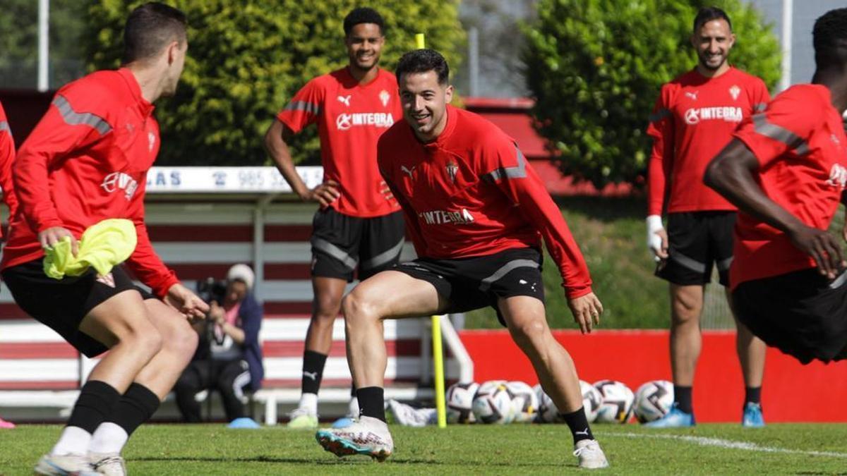 Jony, durante el entrenamiento de ayer. JUAN PLAZA