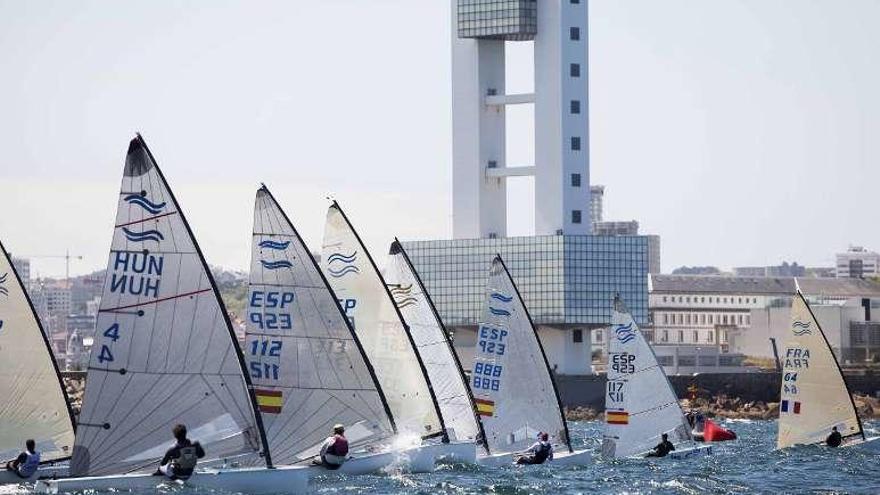 Participantes en la prueba del Campeonato de España de clase finn.