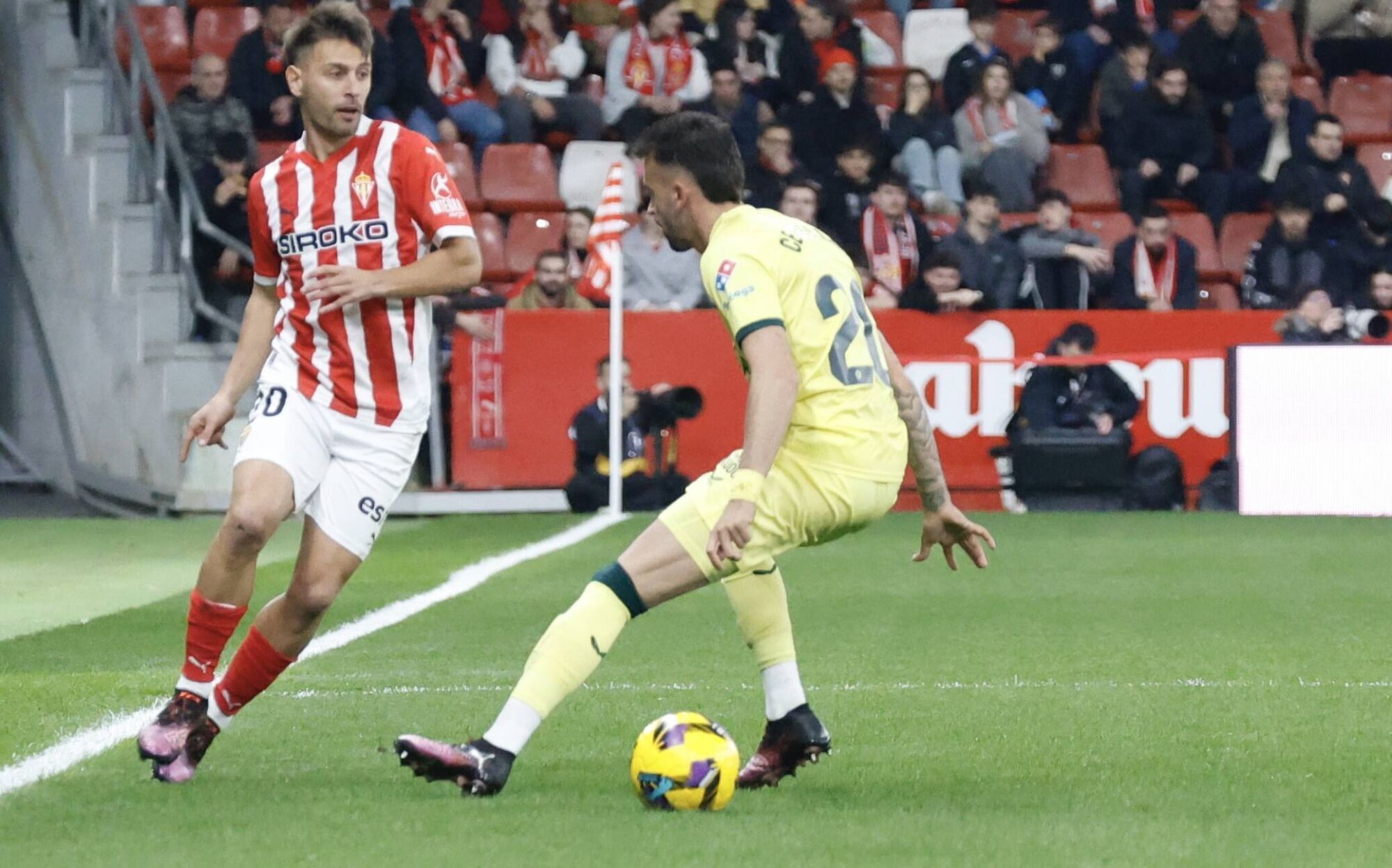 En imágenes: Sporting-Almería jugó en El Molinón