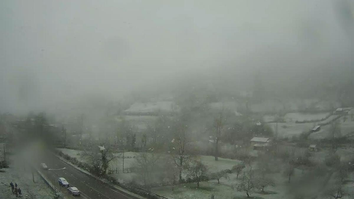 El tiempo en Asturias: Frío en el inicio de un puente festivo para el que  se espera lluvia y poca nieve