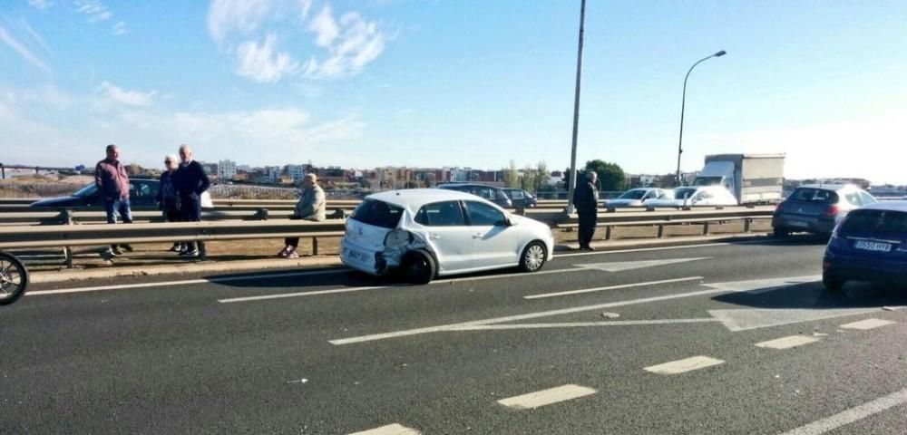 Accidente de tráfico en la Pista de Silla