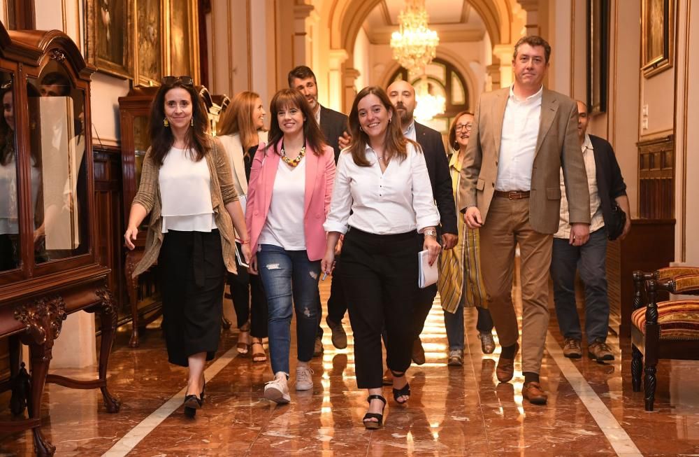 La alcaldesa Inés Rey da a conocer el reparto de áreas de Gobierno.