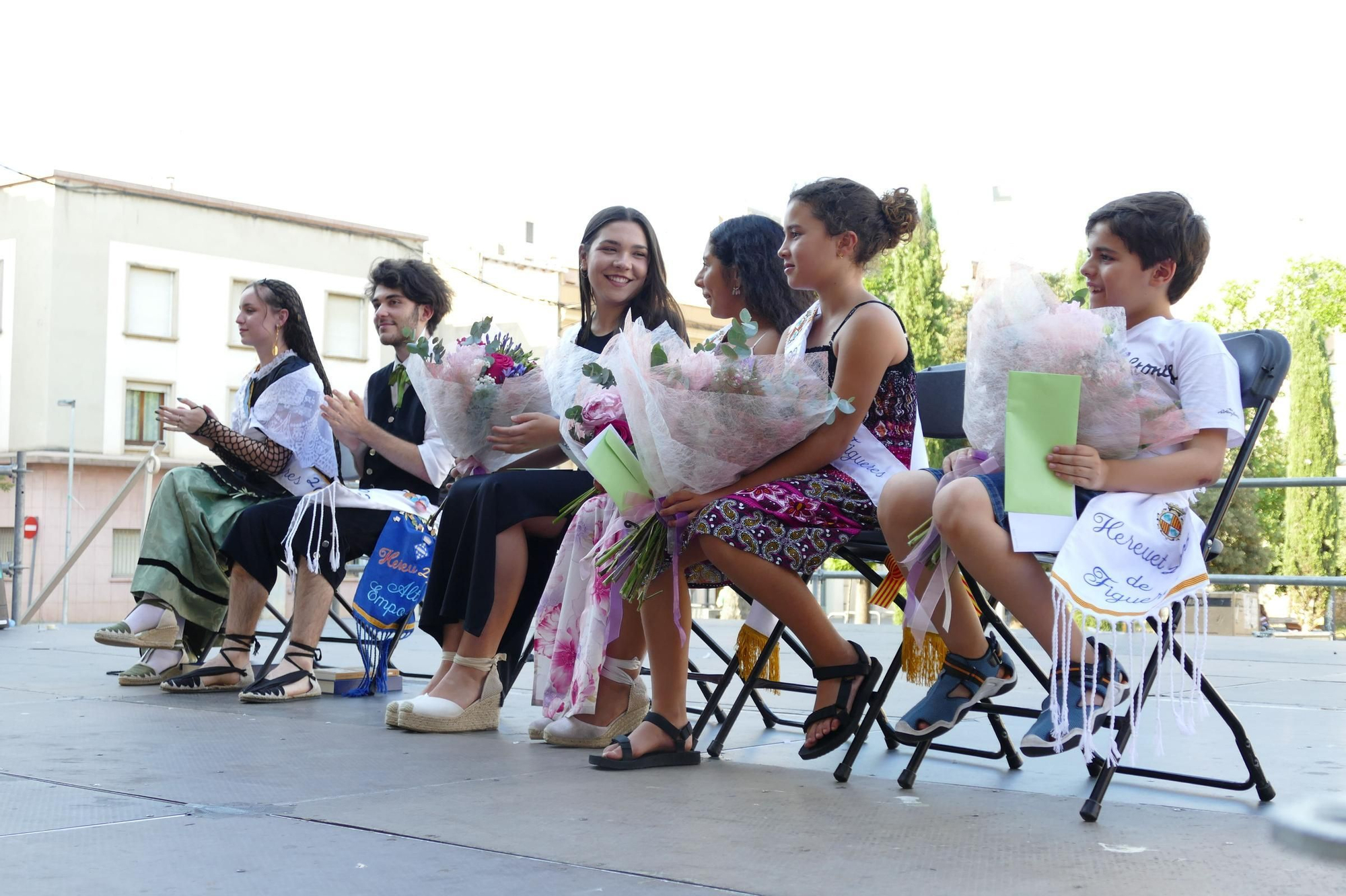 Figueres renova el seu pubillatge en un acte emotiu i ple d'orgull de ciutat
