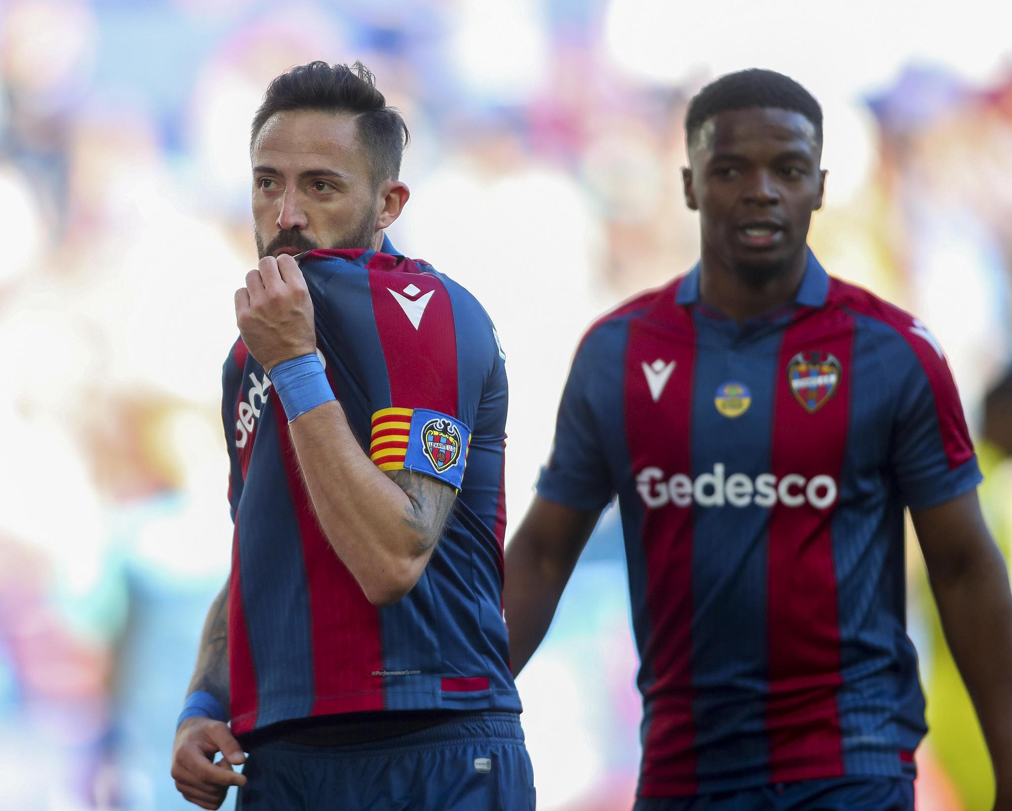 Las imágenes de la victoria del Levante frente al Villarreal en el Ciutat de València