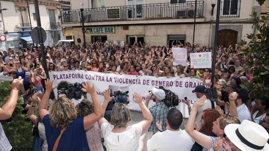 La Junta dará asistencia jurídica a la madre que huyó con sus niños