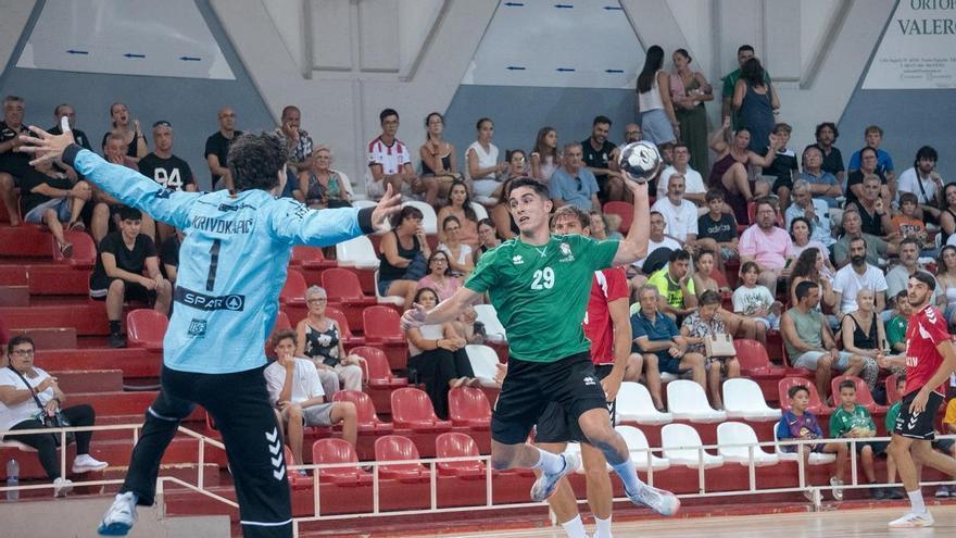 El Fertiberia Puerto Sagunto logra una victoria de prestigio en el Torneo Fundadores