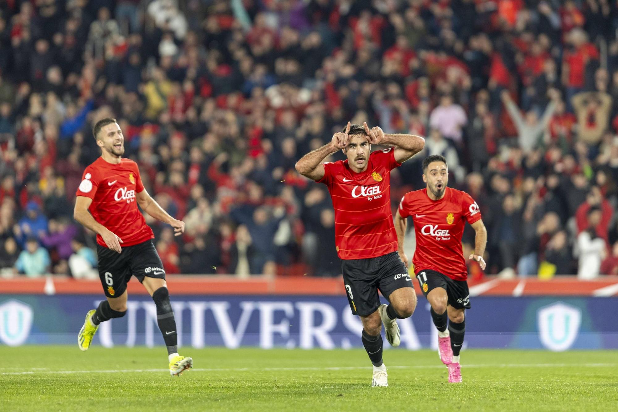 RCD Mallorca-Girona: Las mejores fotos de la victoria (3-1) del Mallorca en la eliminatoria de Copa del Rey