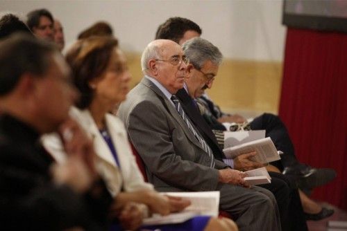 Nuevos Doctores Honoris Causa por la UCAM, René Verdonk y Juan Carlos Izpisua
