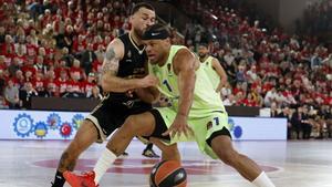 El Barça torna estomacat de Mònaco i amb la segona derrota