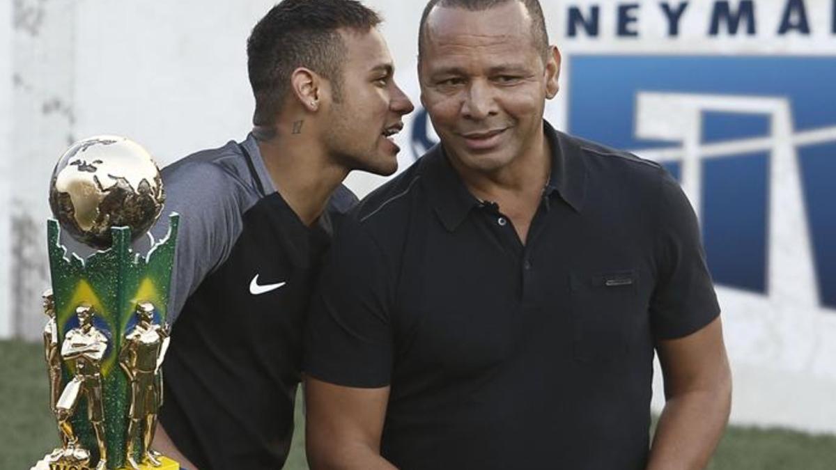 El padre de Neymar tiene planes de futuro para su hijo