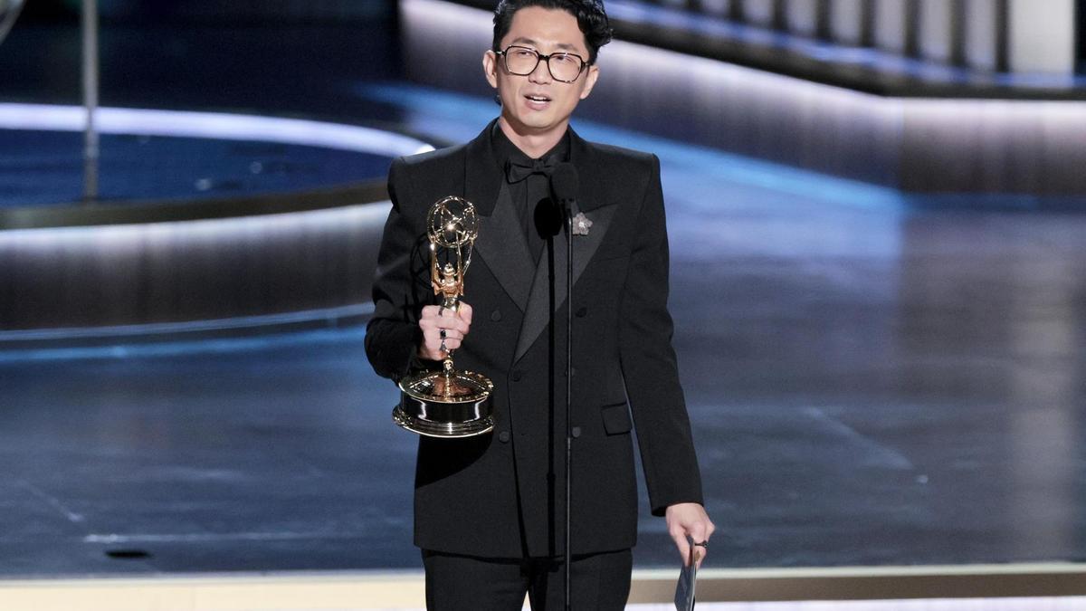 El surcoreano Lee Sung-jin, Mejor Director de una Miniserie o TV movie por 'Beef'.
