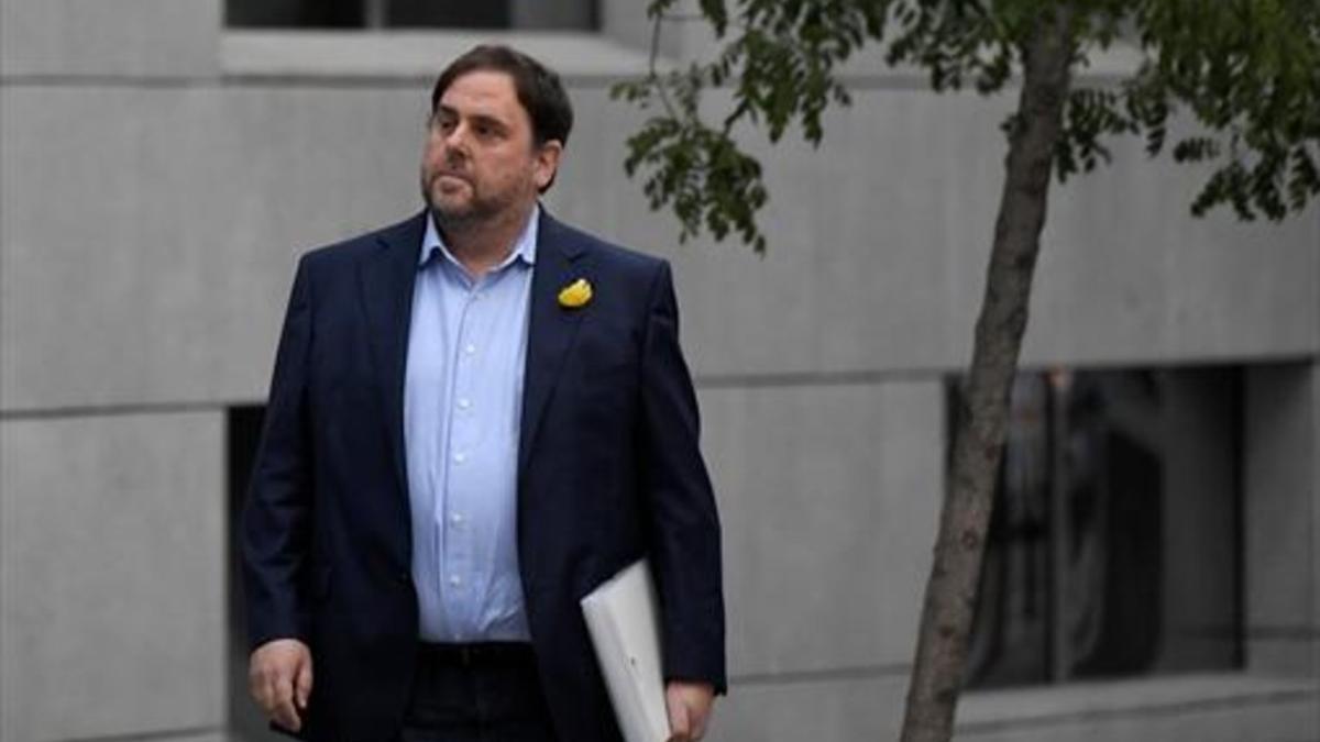 Junqueras, dirigiéndose a declarar ante la Audiencia Nacional, el pasado 2 de noviembre.