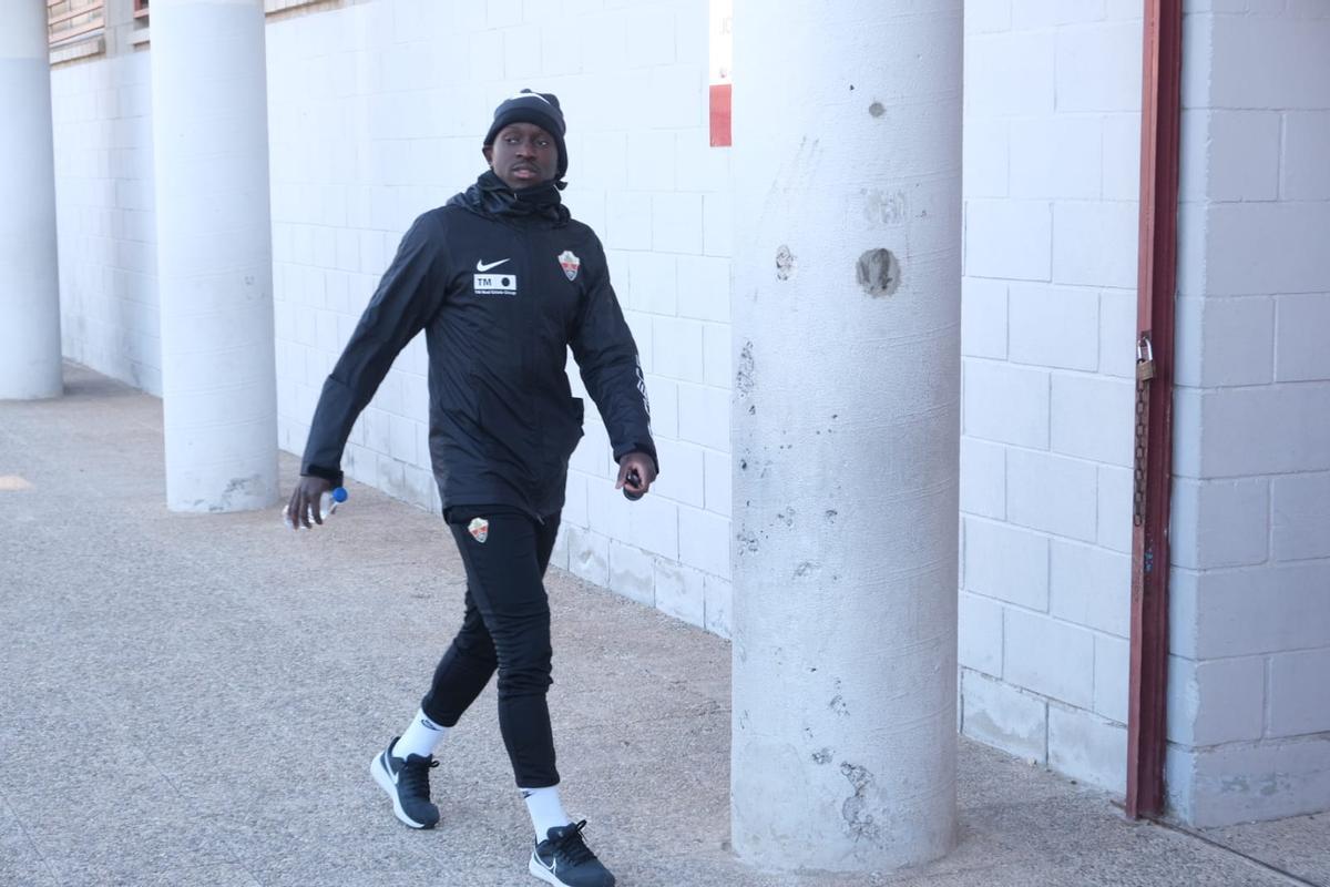 Domingos Quina llegando al entrenamiento del Elche CF