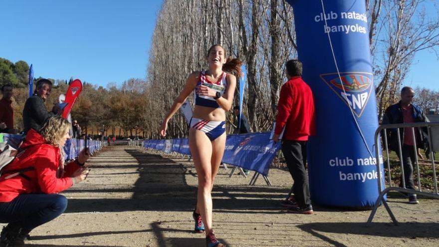 Marina Guerrero s&#039;imposa en el Cros de Banyoles