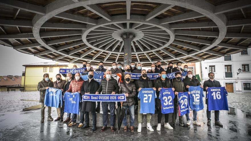 Un torrrente de sangre azul: LA NUEVA ESPAÑA reune a 27 carbayones que militaron en el Oviedo