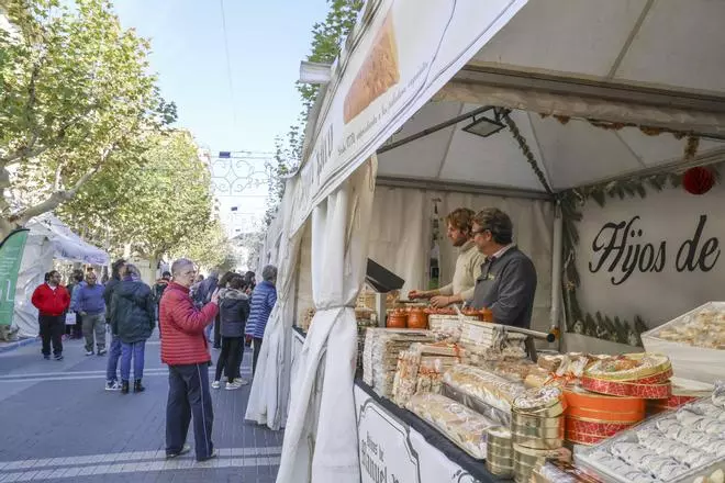 Así ha sido la inauguración la Feria de la Navidad en Xixona