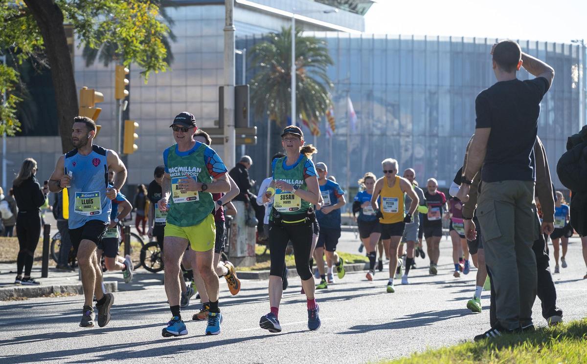 Así ha sido la Media Maratón de Barcelona 2024. Búscate en las fotos