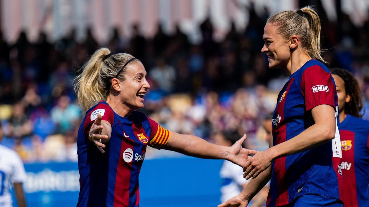 Alexia y Rolfö celebrando un gol contra el Tenerife