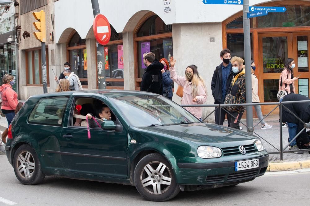 La caravana ha salido las 11 horas del ''parking'' del Pare Josep Manxarell de es Gorg, en Vila