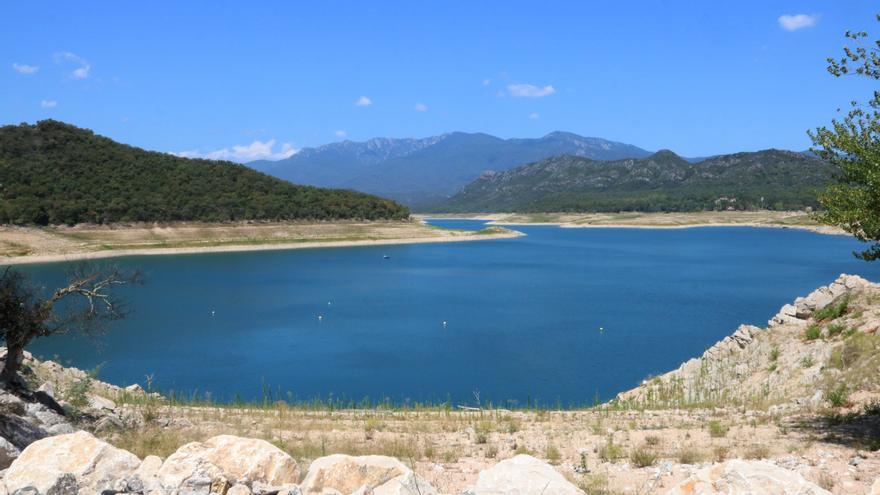 El nivell d&#039;aigua als embassaments de les conques internes torna a recular i baixa per sota del 28% en l&#039;últim mes