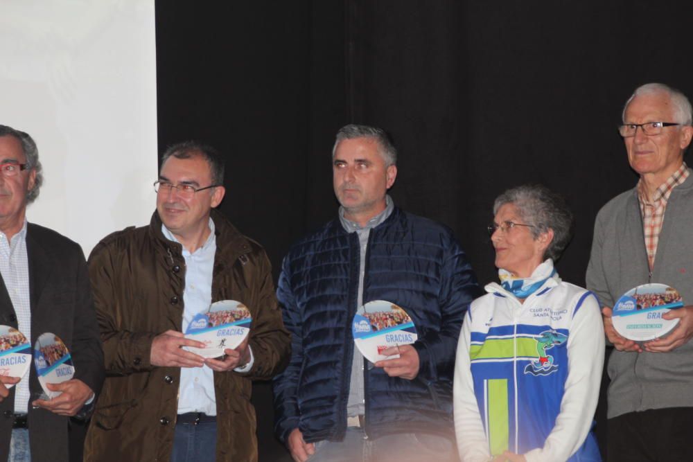 Santa Pola entrega los premios a los corredores locales en una gala festiva.
