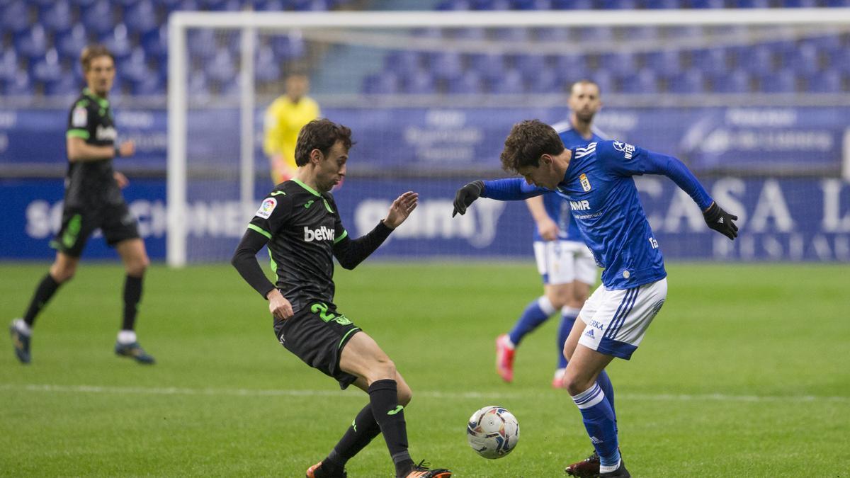 Sangalli, ante Palencia, durante el partido