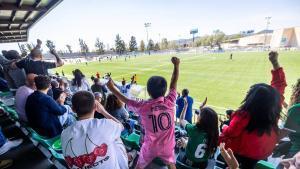 La figura de Messi crea una forta expectació a Cornellà: «Això pot ser històric»