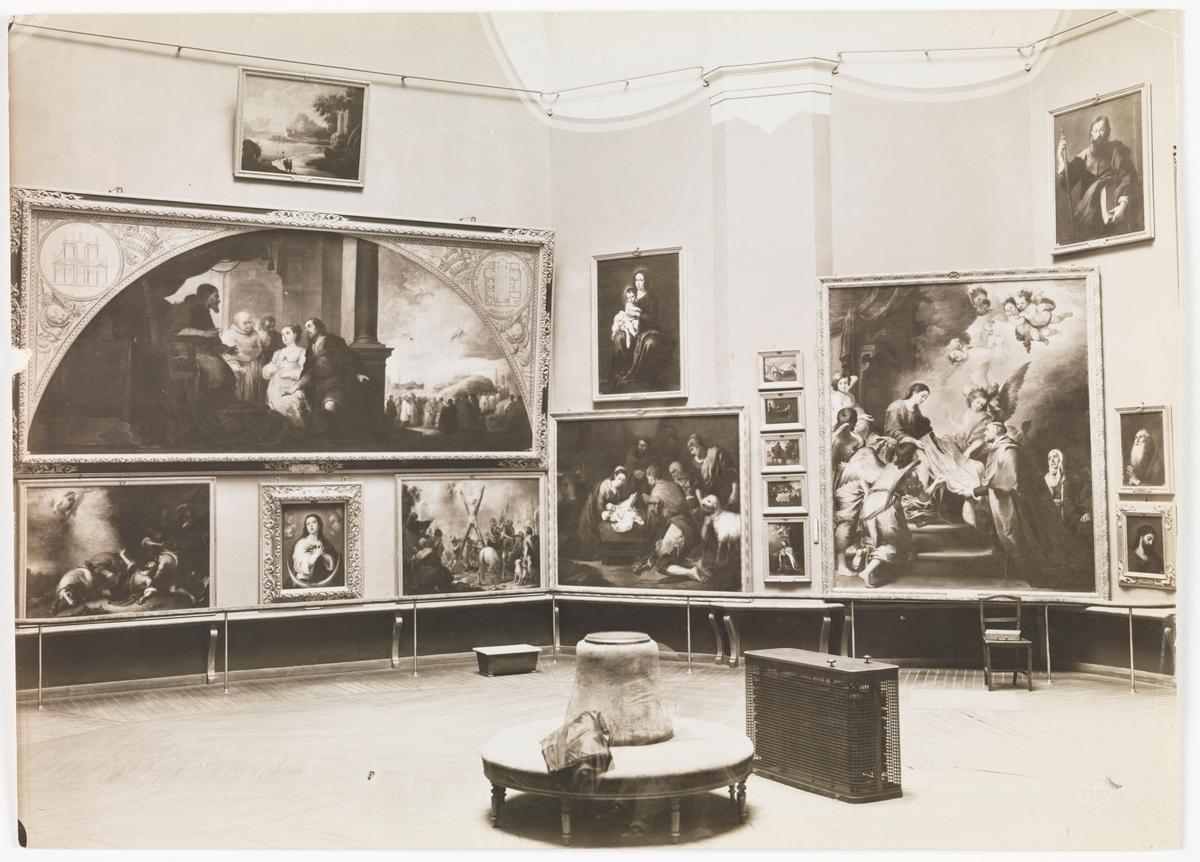 Vista de la sala de Murillo en el Museo del Prado