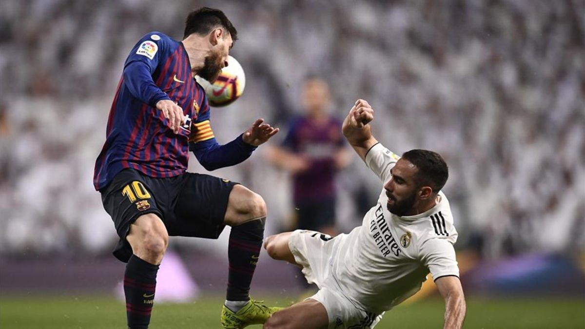 Dani Carvajal las pasó moradas ante Leo Messi