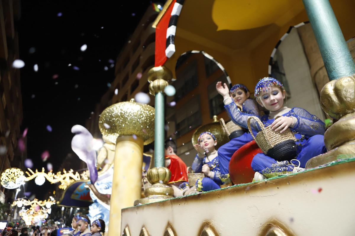 Cabalgata de Reyes de Lorca del año 2025.