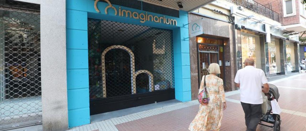 La tienda de Imaginarium de la calle León XIII de Zaragoza, una de los tres establecimientos propios de la empresa.  | ANDREEA VORNICU
