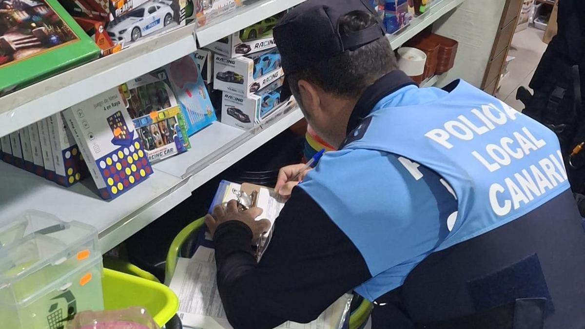 Comienza la campaña 'Juguete Seguro' en La Laguna.