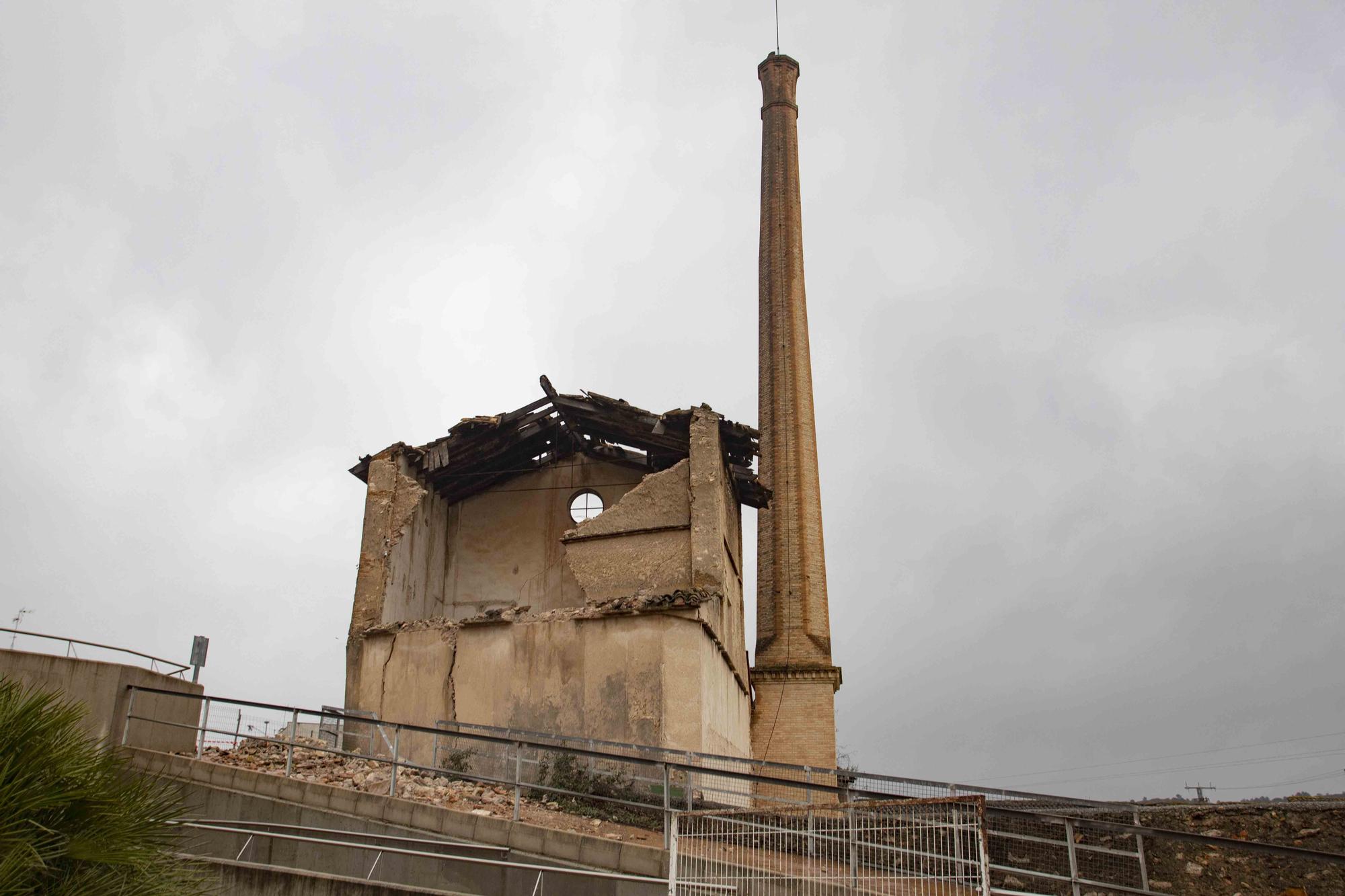 El temporal agrava el estado de la antigua alcoholera de Aielo de Malferit