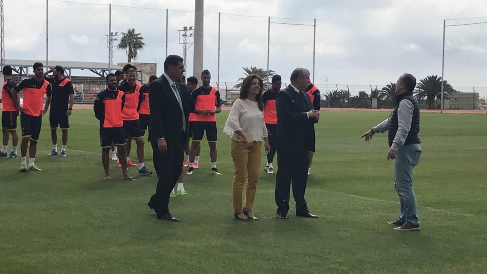 Entrenamiento de la UD Las Palmas en el campo de fútbol de El Hornillo